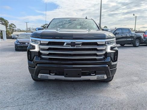 Used 2023 Chevrolet Silverado 1500 High Country w/ High Country Premium Package image 8