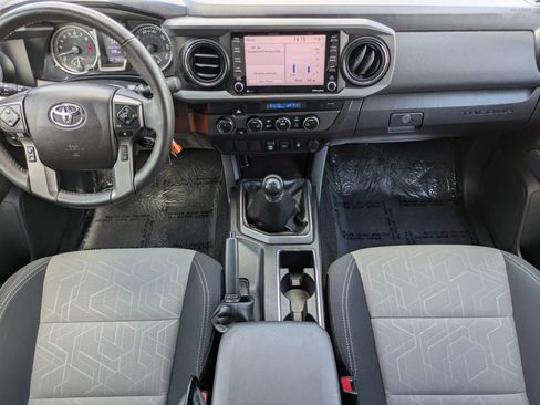 Used 2021 Toyota Tacoma TRD Off-Road AWD/4WD image 8