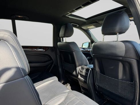 Used 2019 Mercedes-Benz GLS 450 4MATIC image 31