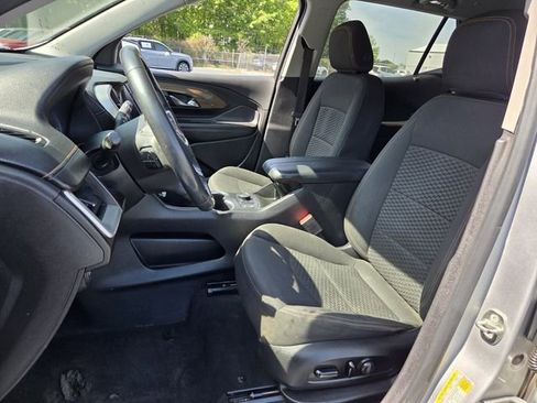 Used 2018 GMC Terrain SLE w/ Driver Convenience Package AWD/4WD image 9