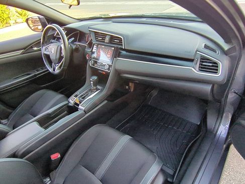 Used 2020 Honda Civic Sport image 27