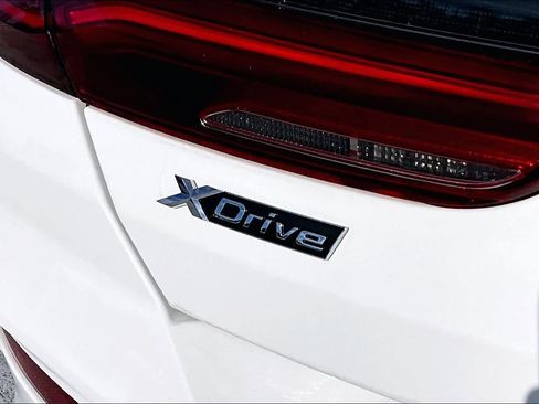 Used 2022 BMW 840i xDrive Convertible image 8