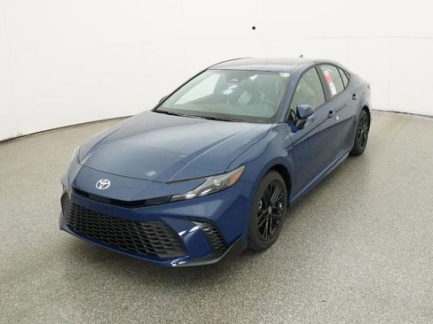 New 2026 Toyota Camry SE image 32