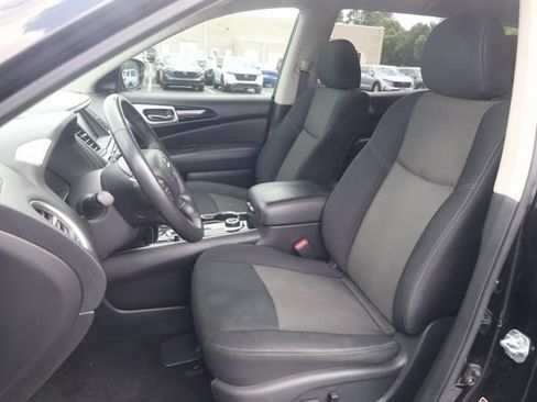 Used 2019 Nissan Pathfinder SV w/ SV All Weather Package AWD/4WD image 22