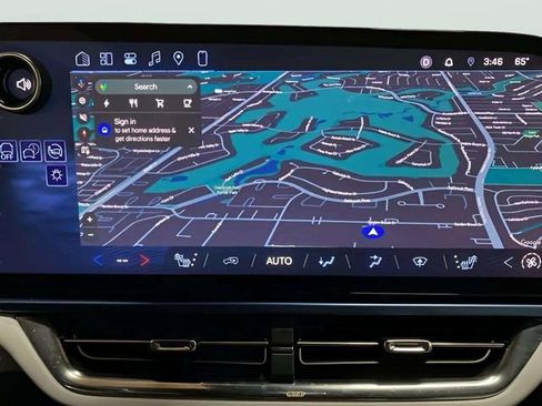 Used 2026 Chevrolet Equinox EV LT image 37