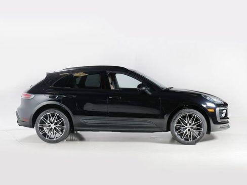 New 2026 Porsche Macan AWD/4WD image 8