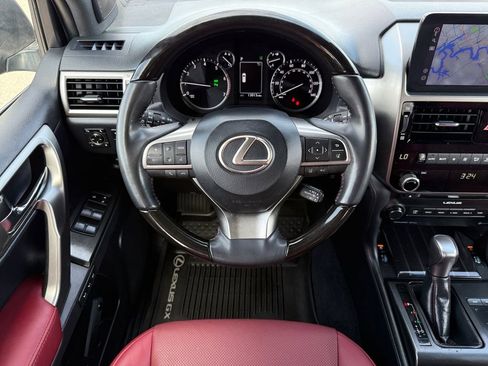 Used 2023 Lexus GX 460 Premium w/ Premium Package AWD/4WD image 14