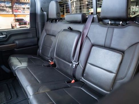 Used 2022 Chevrolet Silverado 2500 High Country w/ Technology Package image 34