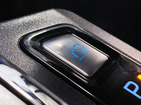 New 2025 Ford F150 XLT w/ Equipment Group 302A MID image 24