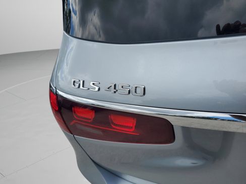 New 2026 Mercedes-Benz GLS 450 4MATIC image 6