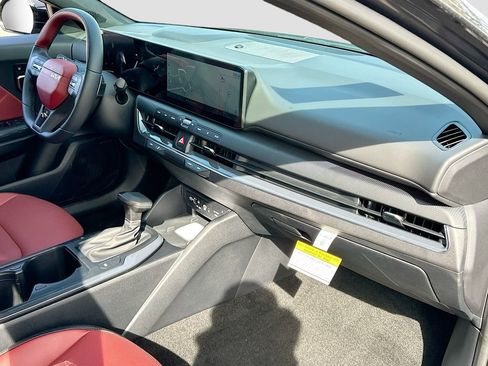 New 2025 Kia K4 GT-Line image 30