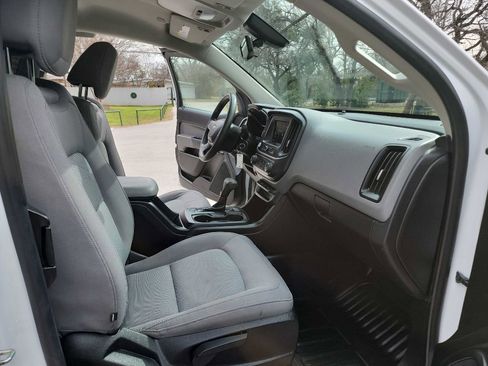 Used 2020 Chevrolet Colorado W/T w/ WT Convenience Package AWD/4WD image 33