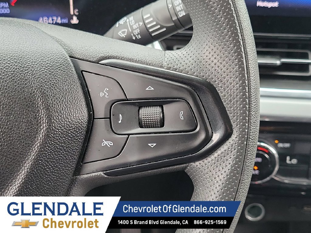 Used 2025 Chevrolet Trax LT FWD image 31