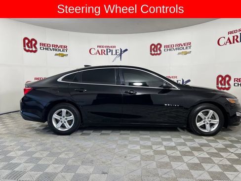 Used 2020 Chevrolet Malibu LS FWD image 9