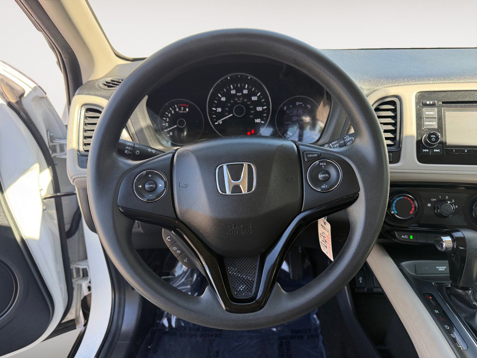 Used 2018 Honda HR-V LX image 12