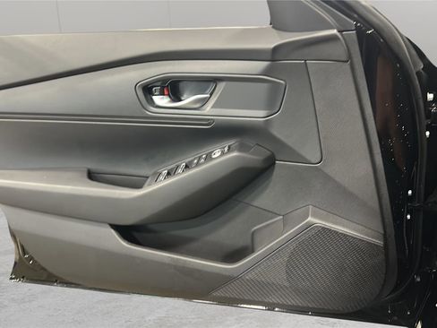 Used 2025 Honda Accord LX image 23