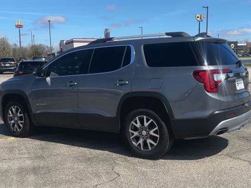 Used 2020 GMC Acadia SLT w/ LPO, Floor Liner Package FWD image 6