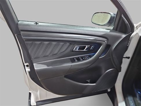 Used 2017 Ford Taurus SHO w/ Driver Assist Package image 27