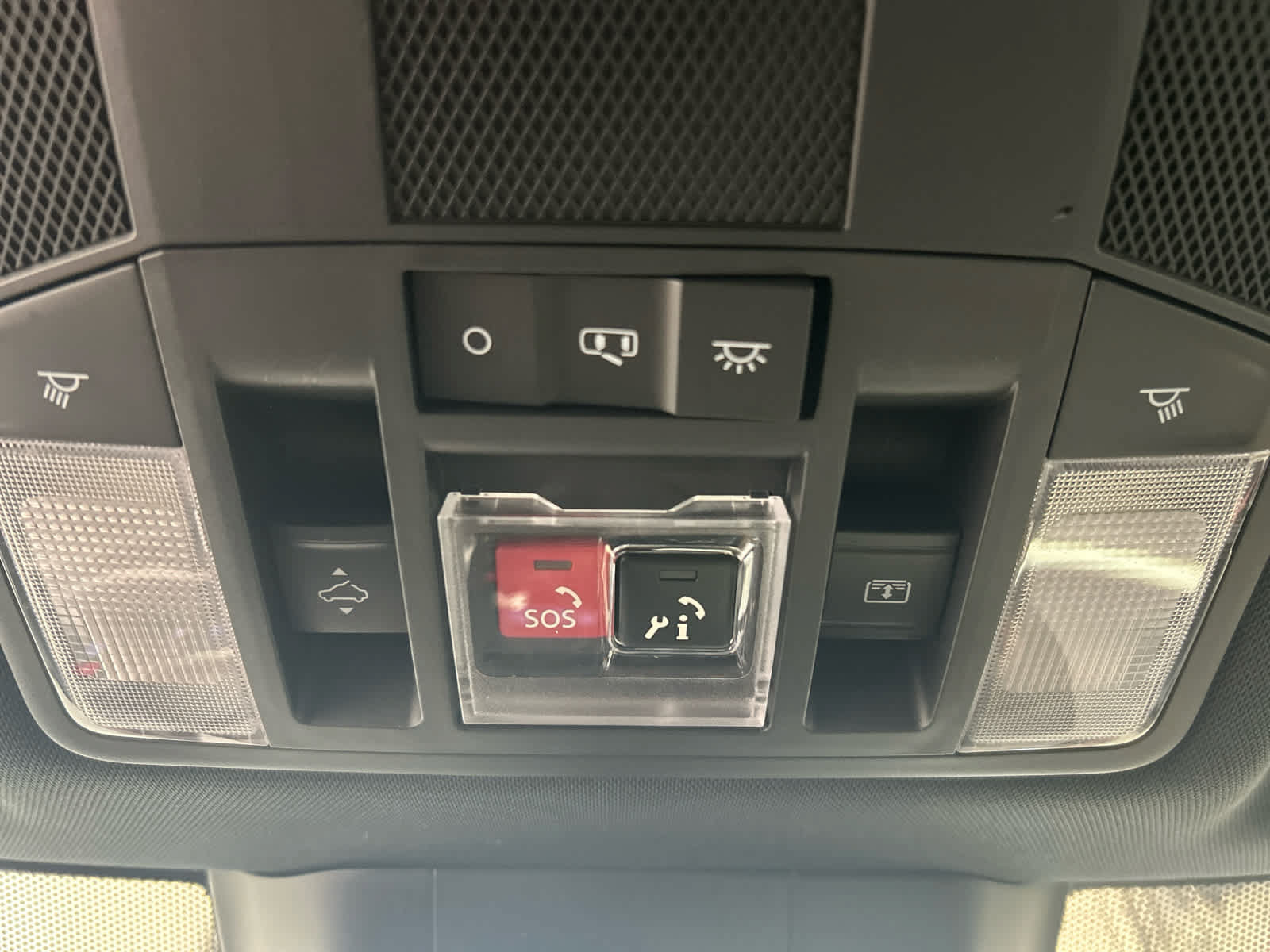 Used 2024 Mitsubishi Eclipse Cross SE AWD/4WD image 6