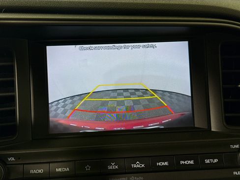 Used 2020 Hyundai Elantra SEL FWD image 19
