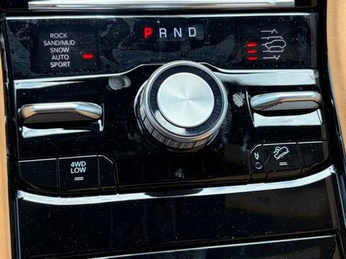 New 2026 Jeep Grand Cherokee L Summit AWD/4WD image 23