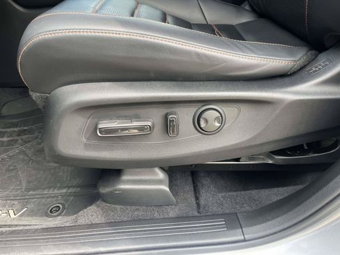 Used 2023 Honda CR-V Sport Touring image 17
