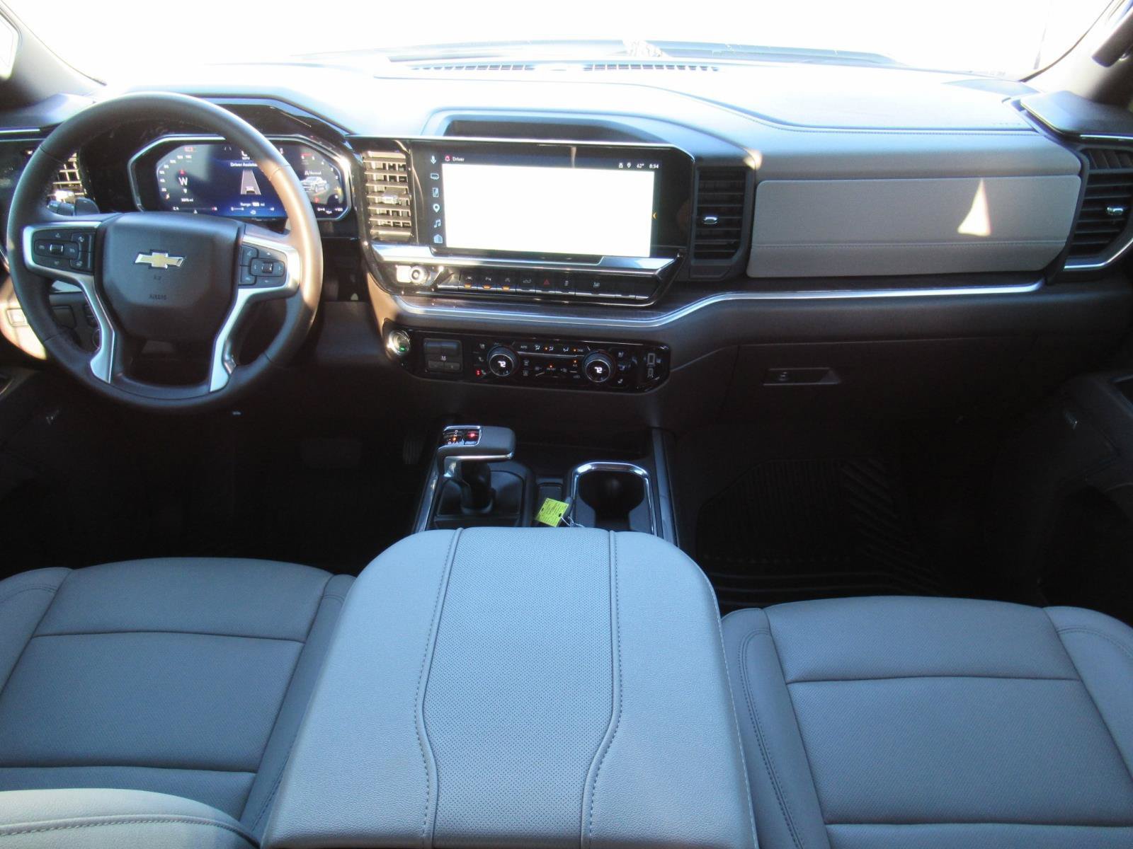 Used 2026 Chevrolet Silverado 1500 LTZ RWD image 13