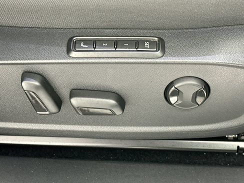 Used 2021 Volkswagen ID.4 Pro S w/ ID.4 Protection Package RWD image 24