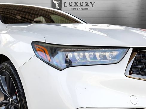 Used 2018 Acura TLX V6 w/ Technology & A-SPEC Pkg FWD image 12