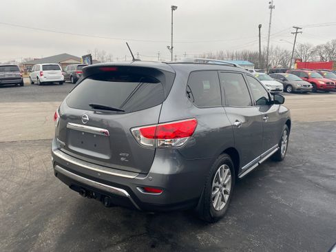 Used 2016 Nissan Pathfinder SL w/ SL Premium Package image 5