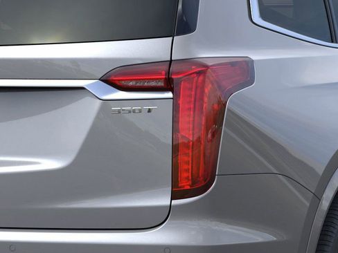 New 2025 Cadillac XT6 Luxury image 11