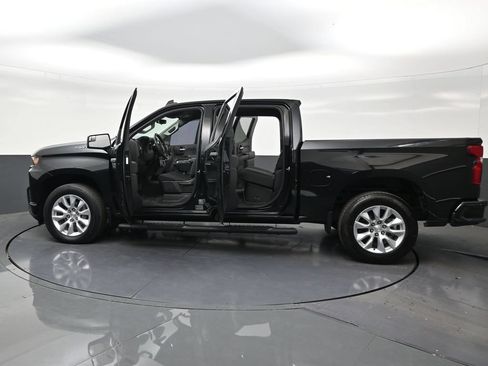 Used 2021 Chevrolet Silverado 1500 Custom RWD image 30