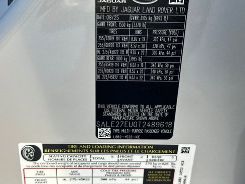 New 2026 Land Rover Defender 110 X-Dynamic SE image 31