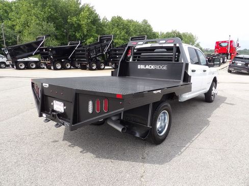 Used 2024 RAM 3500 SLT w/ Quick Order Package 2YG SLT AWD/4WD image 7