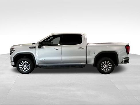 Used 2022 GMC Sierra 1500 AT4 w/ AT4 Preferred Package AWD/4WD image 4