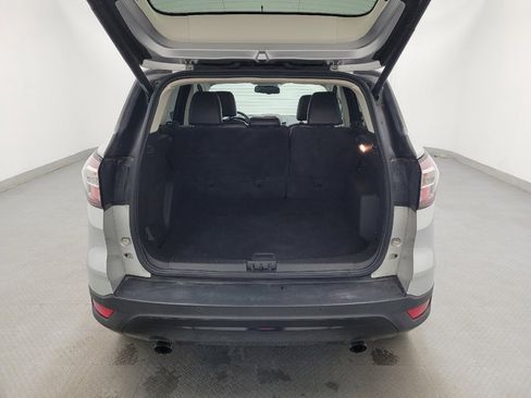 Used 2017 Ford Escape Titanium image 29