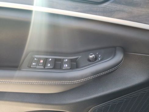 New 2026 Jeep Grand Cherokee L 4WD image 17