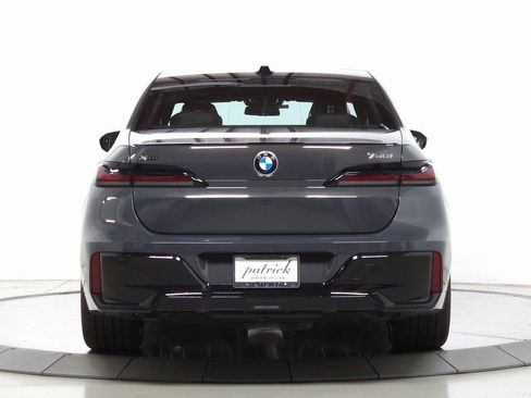 New 2026 BMW 740i xDrive image 7
