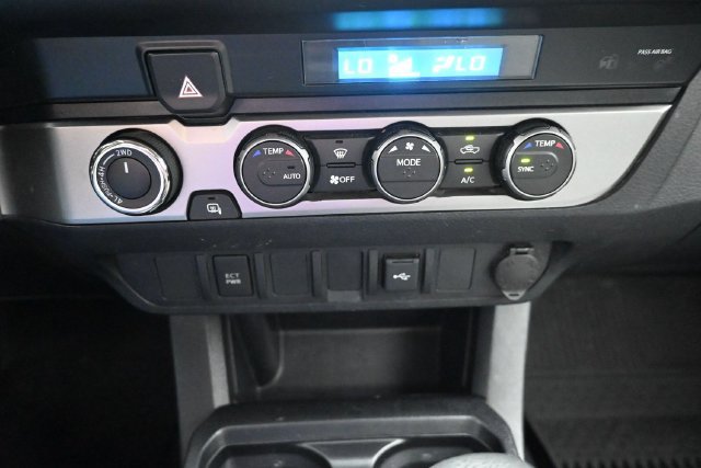 Used 2021 Toyota Tacoma SR AWD/4WD image 30