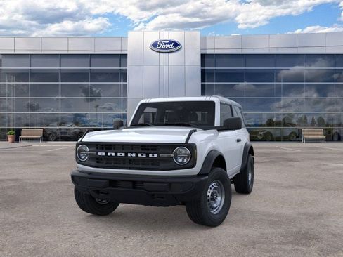New 2026 Ford Bronco 2-Door AWD/4WD image 2