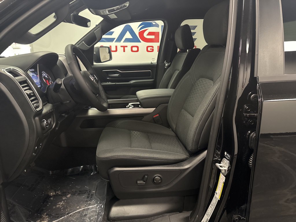 Used 2026 RAM 1500 Big Horn AWD/4WD image 30