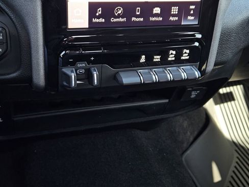New 2026 RAM 2500 Tradesman image 16