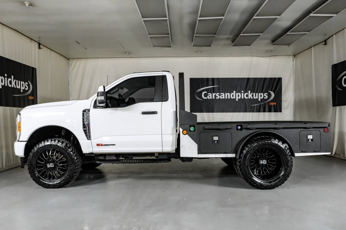 Used 2023 Ford F350 XL w/ XL Driver Assist Package AWD/4WD image 12