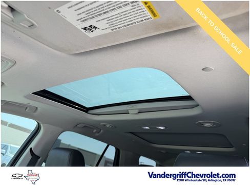 Used 2021 Chevrolet Traverse Premier w/ LPO, Floor Liner Package AWD/4WD image 20
