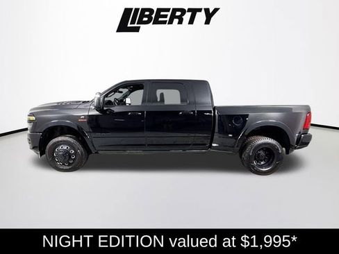 Used 2025 RAM 3500 Limited image 4