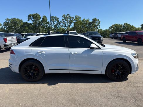 Used 2022 Audi Q8 Premium Plus AWD/4WD image 5