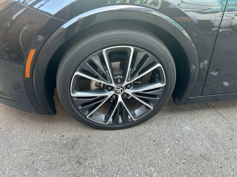 Used 2024 Toyota Prius Limited w/ Limited Premium Package image 4