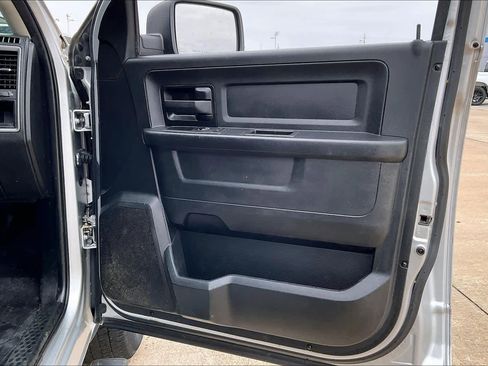 Used 2019 RAM 1500 Tradesman image 21