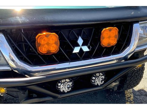 Used 2004 Mitsubishi Montero Sport XLS image 30