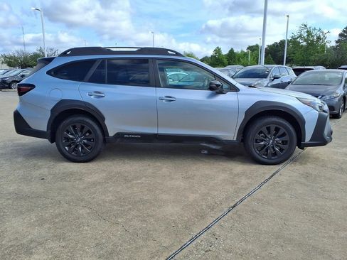 Used 2023 Subaru Outback Onyx Edition XT AWD/4WD image 6